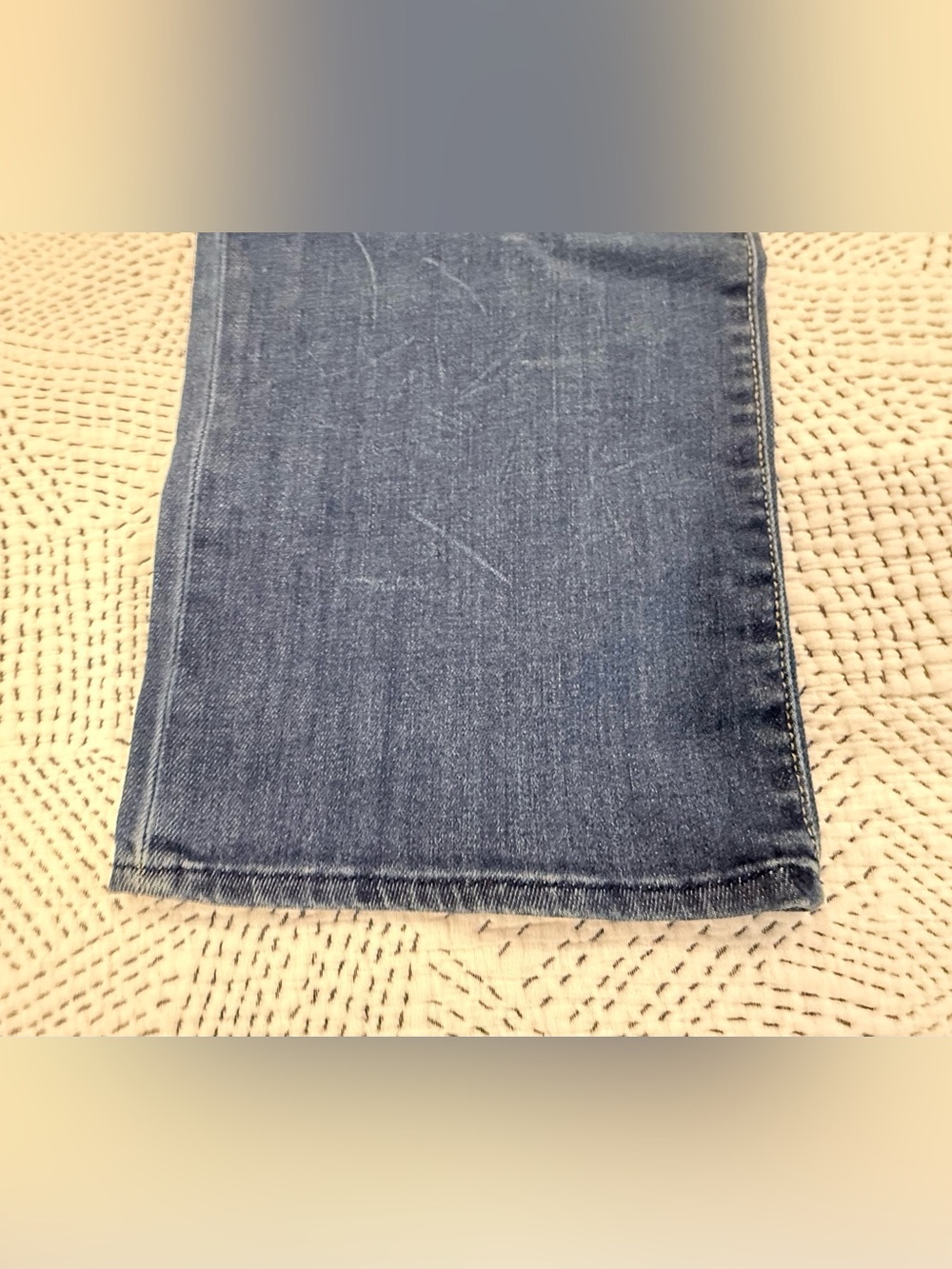 Rock & Republic Blue Straight Leg Jeans - Picture 4 of 7